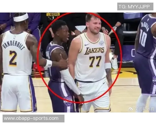 霍里谈东契奇三罚事件称其曾有类似行为这次遭反噬在所难免 霍里谈东契奇三罚事件称其曾有类似行为这次遭反噬在所难免