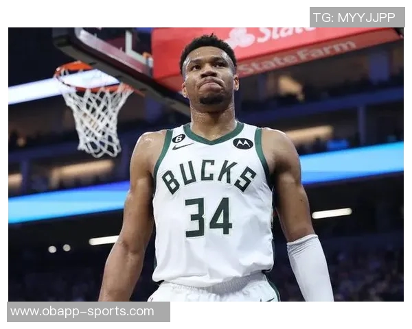 字母哥上半场表现平平11投7中仅得14分2篮板1助攻引发热议