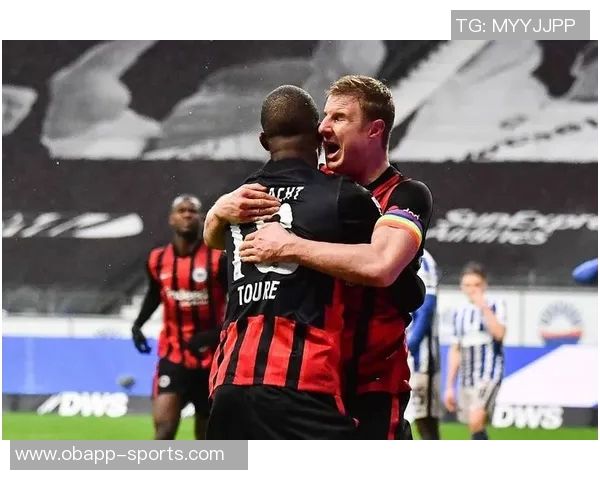 德甲精彩回顾斯图加特客场胜利法兰克福成功挑战狼堡